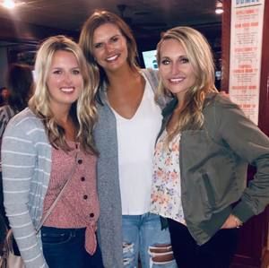 Meet your Posher, Briana